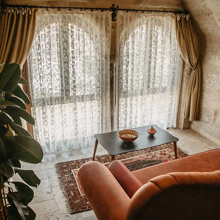 Erenbey Cave Adults Only 12 * Γκόρεμε