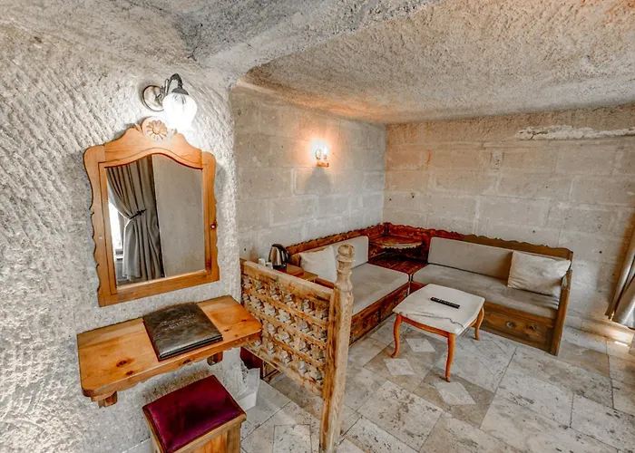 Проживание в семье Erenbey Cave Adults Only 12