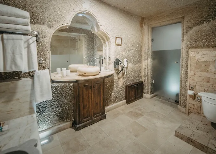 Erenbey Cave Adults Only 12 Гореме